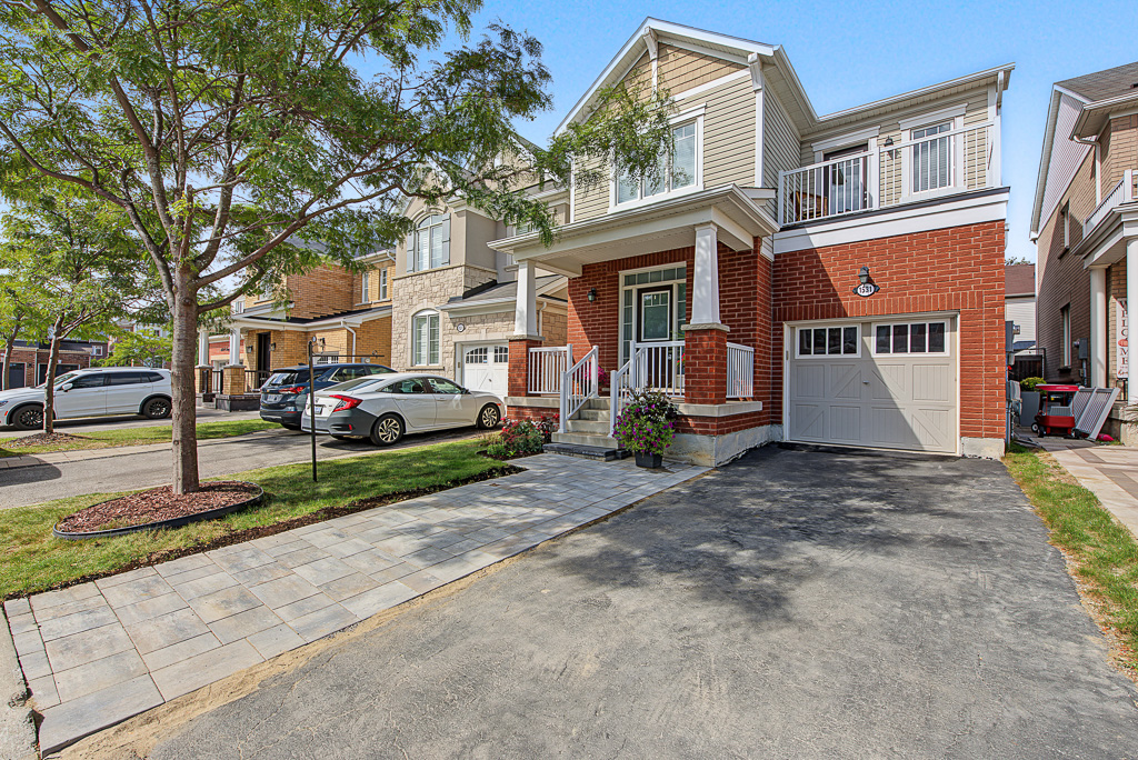 Front exterior and driveway at 1531 Tough Gate, Milton