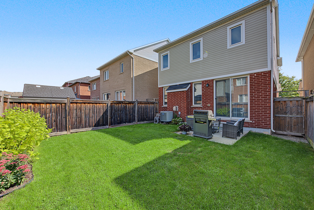 Fenced backyard at 1531 Tough Gate, Milton